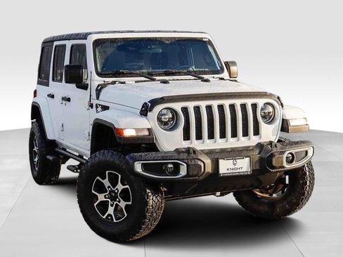 Used 2019 Jeep Wrangler Unlimited Sahara AWD/4WD image 2