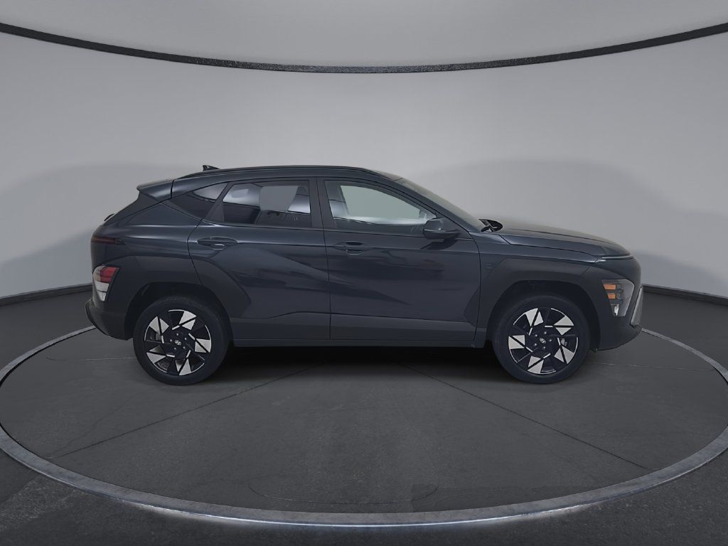 Used 2025 Hyundai Kona SEL AWD/4WD image 19