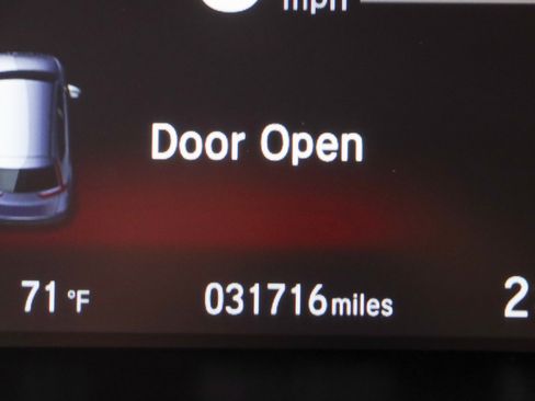 Used 2022 Honda CR-V EX-L image 16