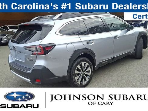Used 2023 Subaru Outback Touring XT image 8