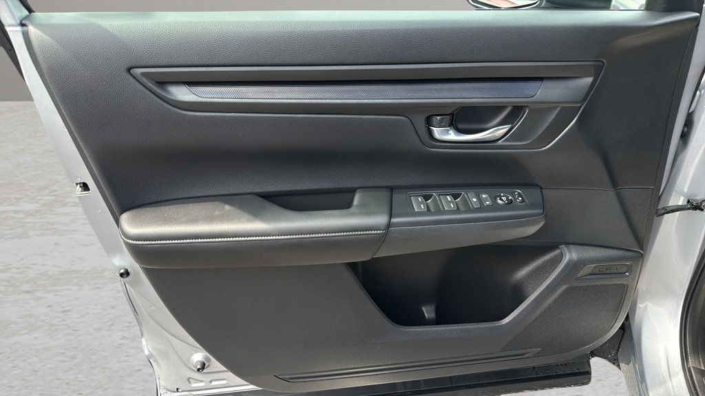 Used 2026 Honda CR-V LX image 10