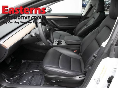 Used 2023 Tesla Model 3 Standard Range RWD image 15