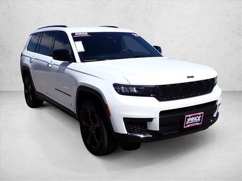 Used 2023 Jeep Grand Cherokee L Laredo AWD/4WD image 6