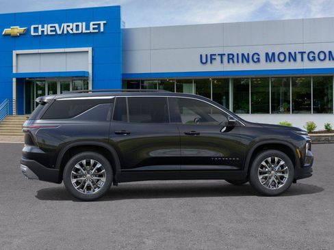 New 2026 Chevrolet Traverse LT w/ Sun and Wheel Package AWD/4WD image 5
