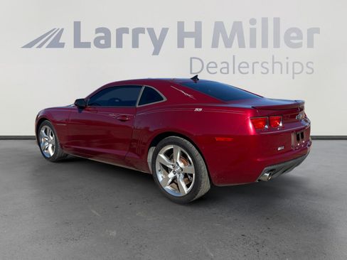 Used 2010 Chevrolet Camaro SS image 3