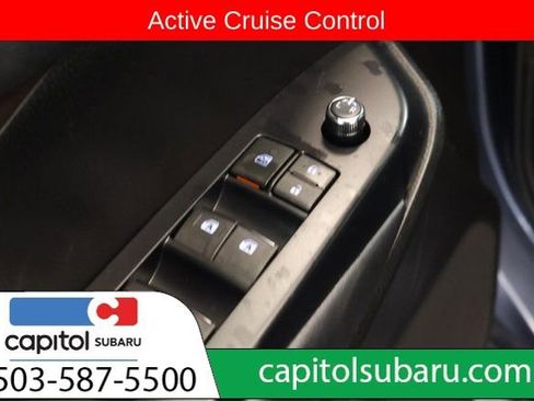 Used 2018 Toyota Highlander XLE image 11