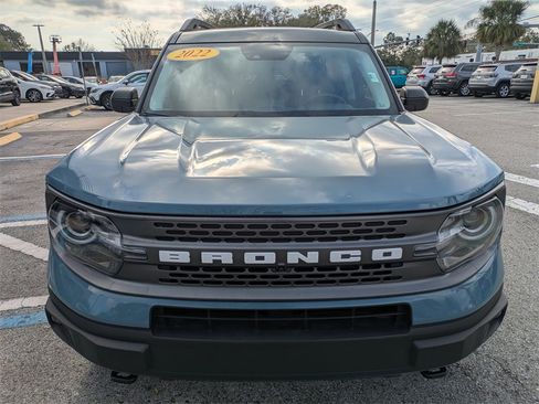 Used 2022 Ford Bronco Sport Badlands image 9