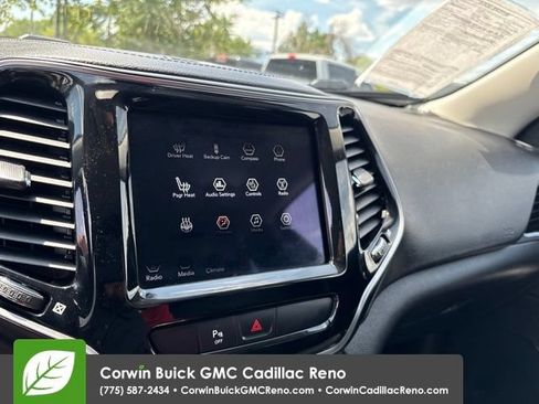 Used 2019 Jeep Cherokee Limited AWD/4WD image 26