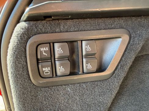 Used 2019 BMW X7 xDrive40i w/ Premium Package image 34