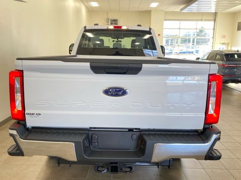 New 2026 Ford F250 XL w/ XL Chrome Package image 6