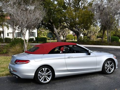 Used 2020 Mercedes-Benz C 300 4MATIC Cabriolet image 42