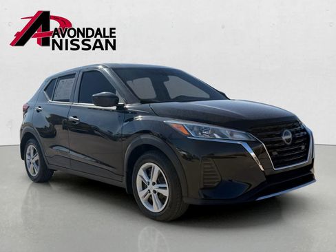 Certified 2024 Nissan Kicks S FWD image 8