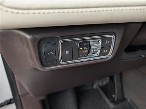 Used 2022 Lincoln Aviator Black Label w/ Dynamic Handling Package image 36