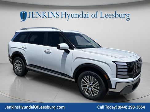 New 2026 Hyundai Palisade FWD Hybrid image 2