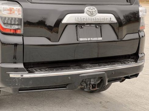 Used 2015 Toyota 4Runner Limited image 6