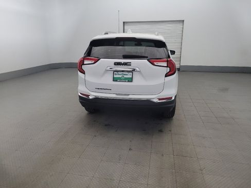 Used 2022 GMC Terrain SLT image 7