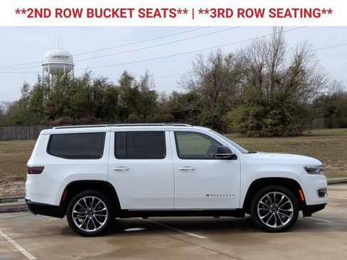 Used 2024 Jeep Wagoneer Series III w/ Premium Group I image 10