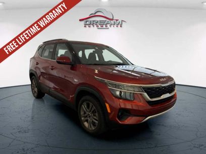 Used 2023 Kia Seltos S w/ Navigation Package
