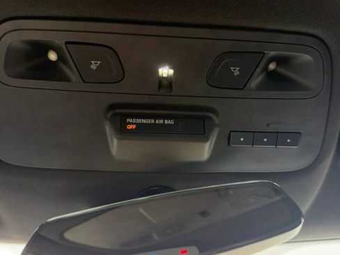 Used 2018 Chevrolet Camaro SS RWD image 27