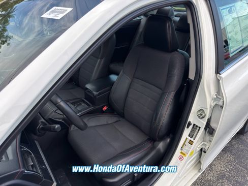 Used 2017 Toyota Camry SE FWD image 24