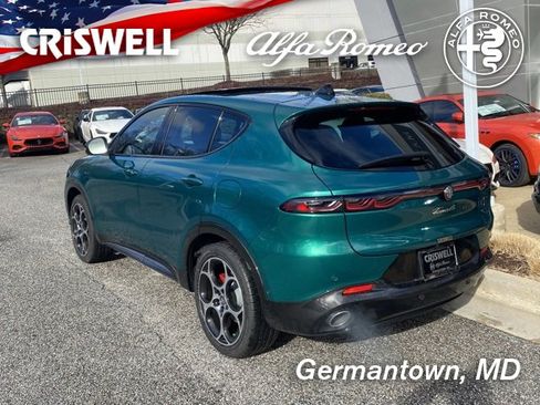 New 2024 Alfa Romeo Tonale Veloce image 7