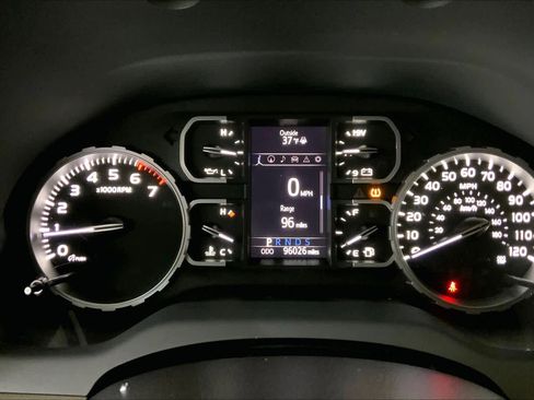 Used 2019 Toyota Tundra SR5 image 25
