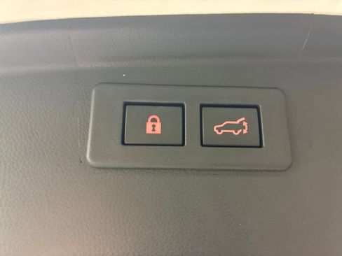 Used 2023 Subaru Outback Limited AWD/4WD image 29