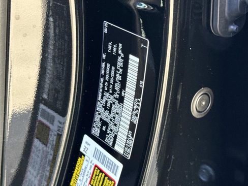 Used 2025 Toyota Grand Highlander AWD image 31