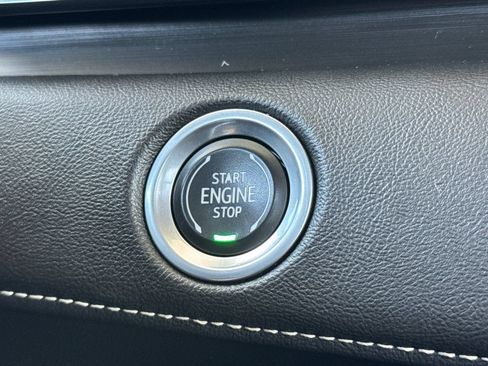 Used 2021 Cadillac Escalade ESV Sport AWD/4WD image 28