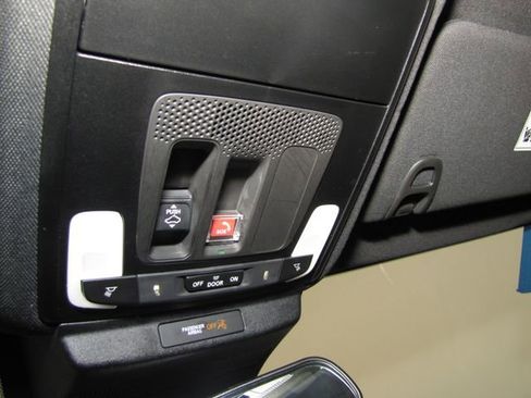 Used 2023 Honda Accord Sport image 8