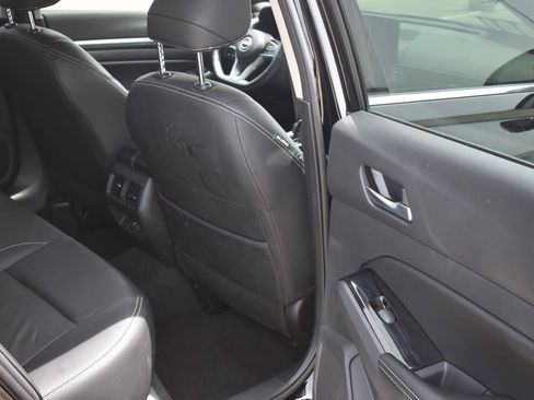 Used 2025 Nissan Altima 2.5 SL FWD image 18