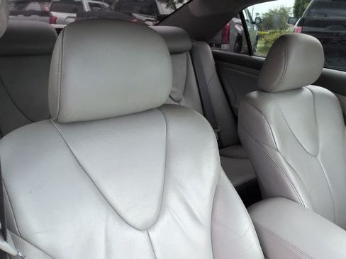 Used 2008 Toyota Camry Hybrid FWD image 7