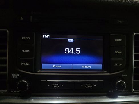 Used 2016 Hyundai Sonata SE image 25