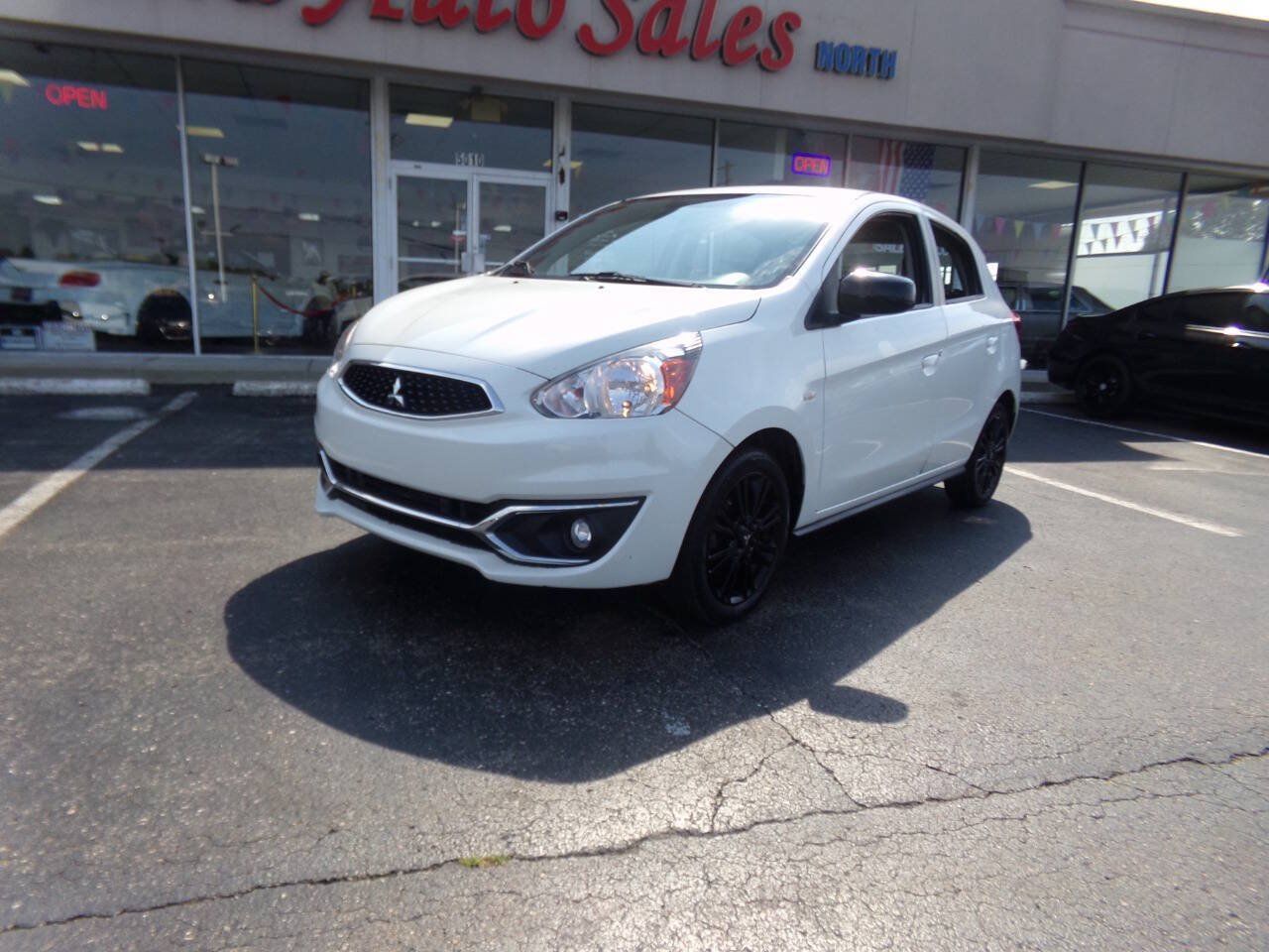 Used 2020 Mitsubishi Mirage LE FWD image 2