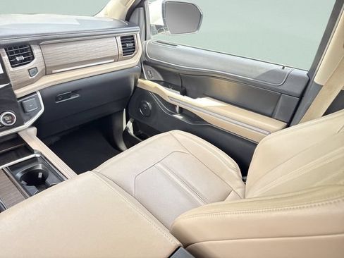 Certified 2024 Ford Expedition Limited RWD image 25