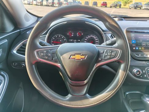 Used 2019 Chevrolet Malibu LT w/ LT True North Edition FWD image 7