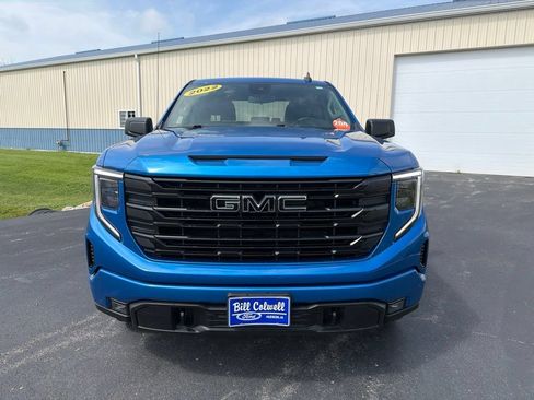 Used 2022 GMC Sierra 1500 Elevation AWD/4WD image 9