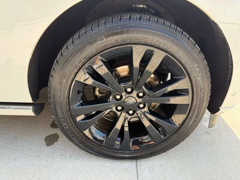 Used 2020 Ford Expedition Platinum image 81