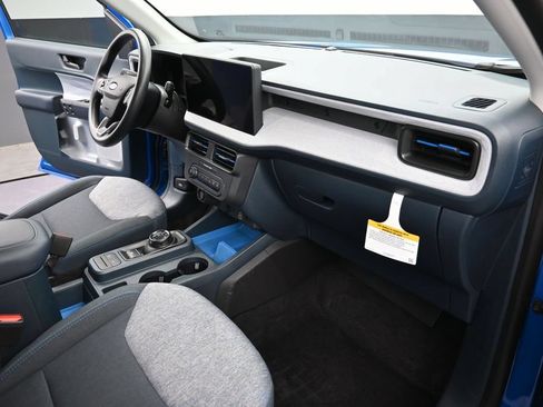 Used 2025 Ford Maverick XLT w/ Equipment Group 302A AWD/4WD image 14