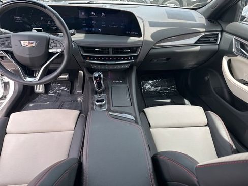 Used 2025 Cadillac CT5 Sport image 5