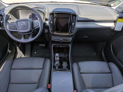 New 2026 Volvo XC40 B5 Plus w/ Climate Package image 11