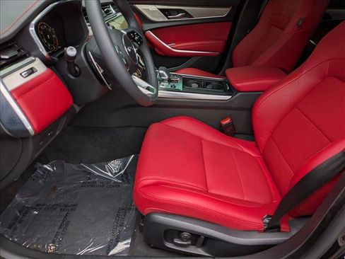 Certified 2024 Jaguar XF R-Dynamic SE image 17