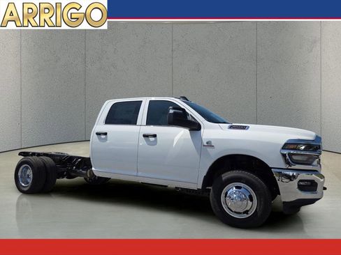 New 2026 RAM 3500 Tradesman AWD/4WD image 1