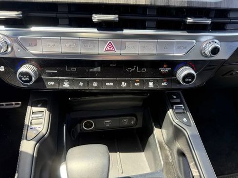 Used 2023 Kia Telluride SX Prestige X-Line AWD/4WD image 19