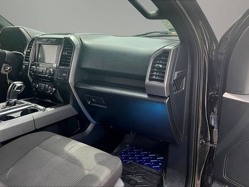 Used 2017 Ford F150 XLT w/ Equipment Group 302A Luxury AWD/4WD image 26