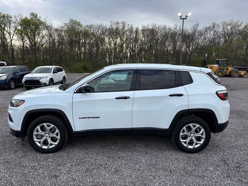 Used 2024 Jeep Compass Sport AWD/4WD image 6