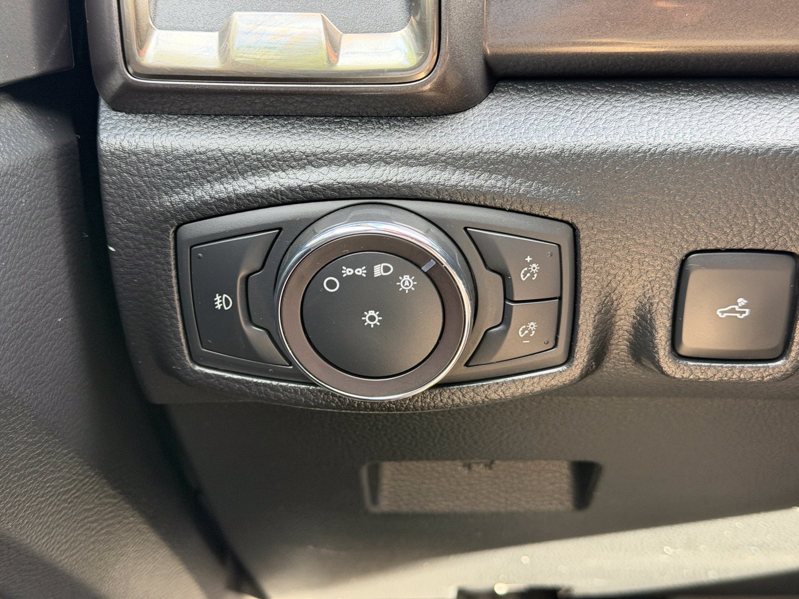 Used 2019 Ford Ranger Lariat w/ Equipment Group 501A Mid AWD/4WD image 26