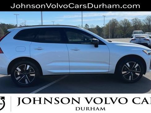 New 2026 Volvo XC60 B5 Plus w/ Protection Package Premier AWD/4WD image 9