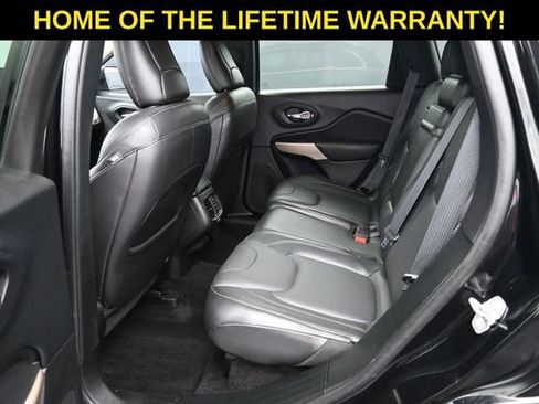 Used 2018 Jeep Cherokee Limited AWD/4WD image 41