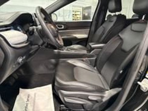 Used 2024 Jeep Compass Latitude AWD/4WD image 23